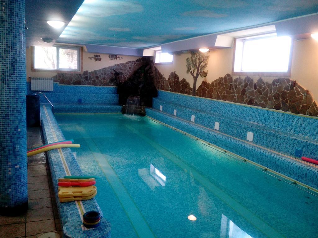 Hostel Mnogoborets F. Klub Odessza Kültér fotó