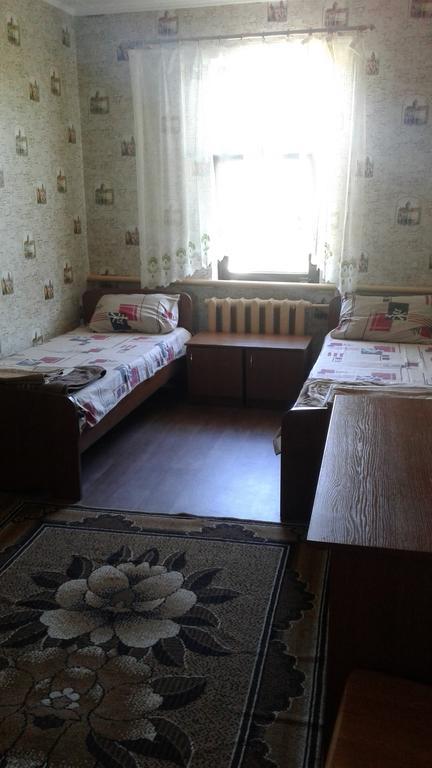 Hostel Mnogoborets F. Klub Odessza Kültér fotó