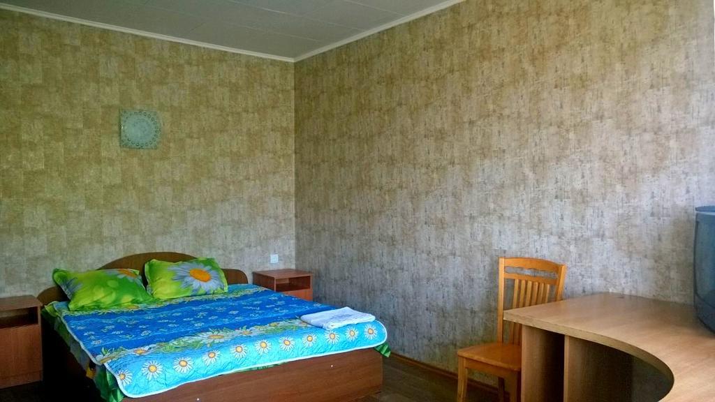 Hostel Mnogoborets F. Klub Odessza Kültér fotó