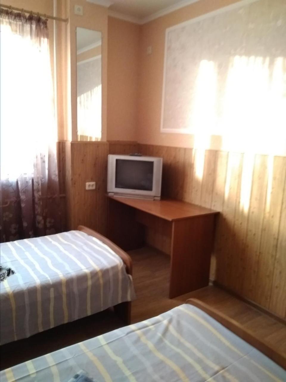 Hostel Mnogoborets F. Klub Odessza Kültér fotó